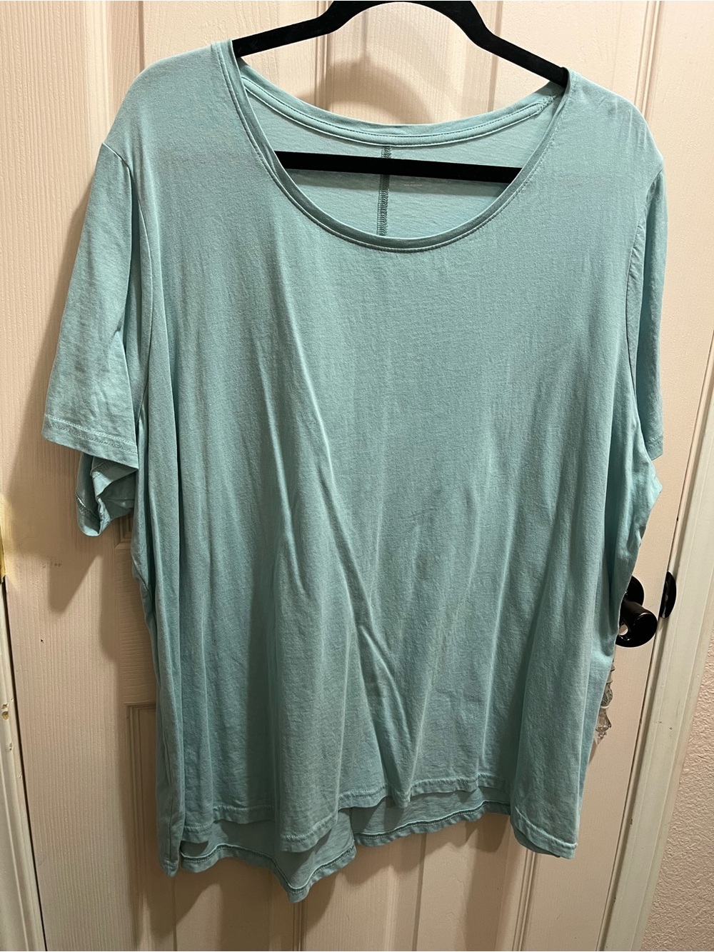 Duluth Light Aqua Scoop Neck Tee